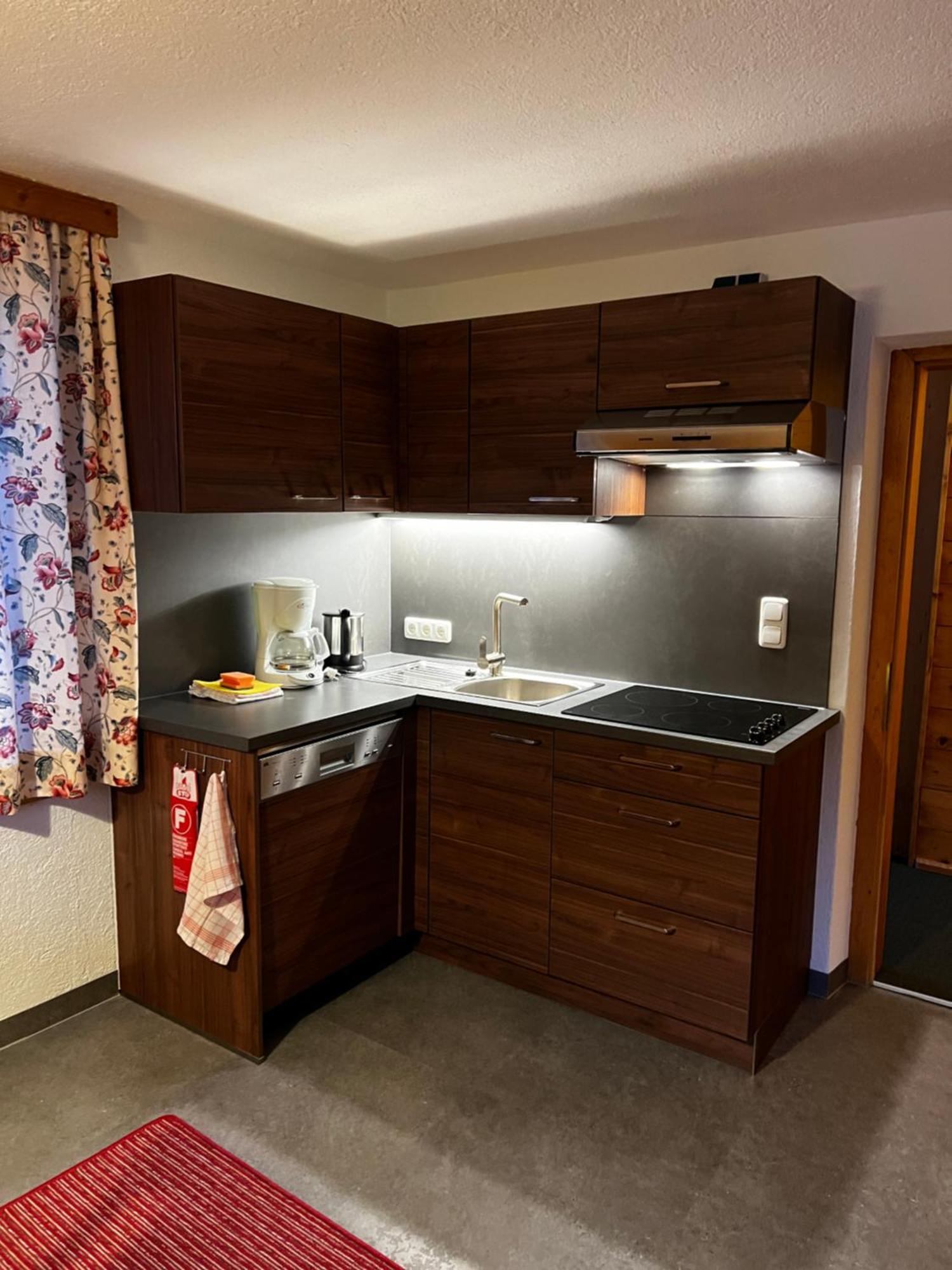 Haus Steissbach Apartment Sankt Anton am Arlberg Bagian luar foto
